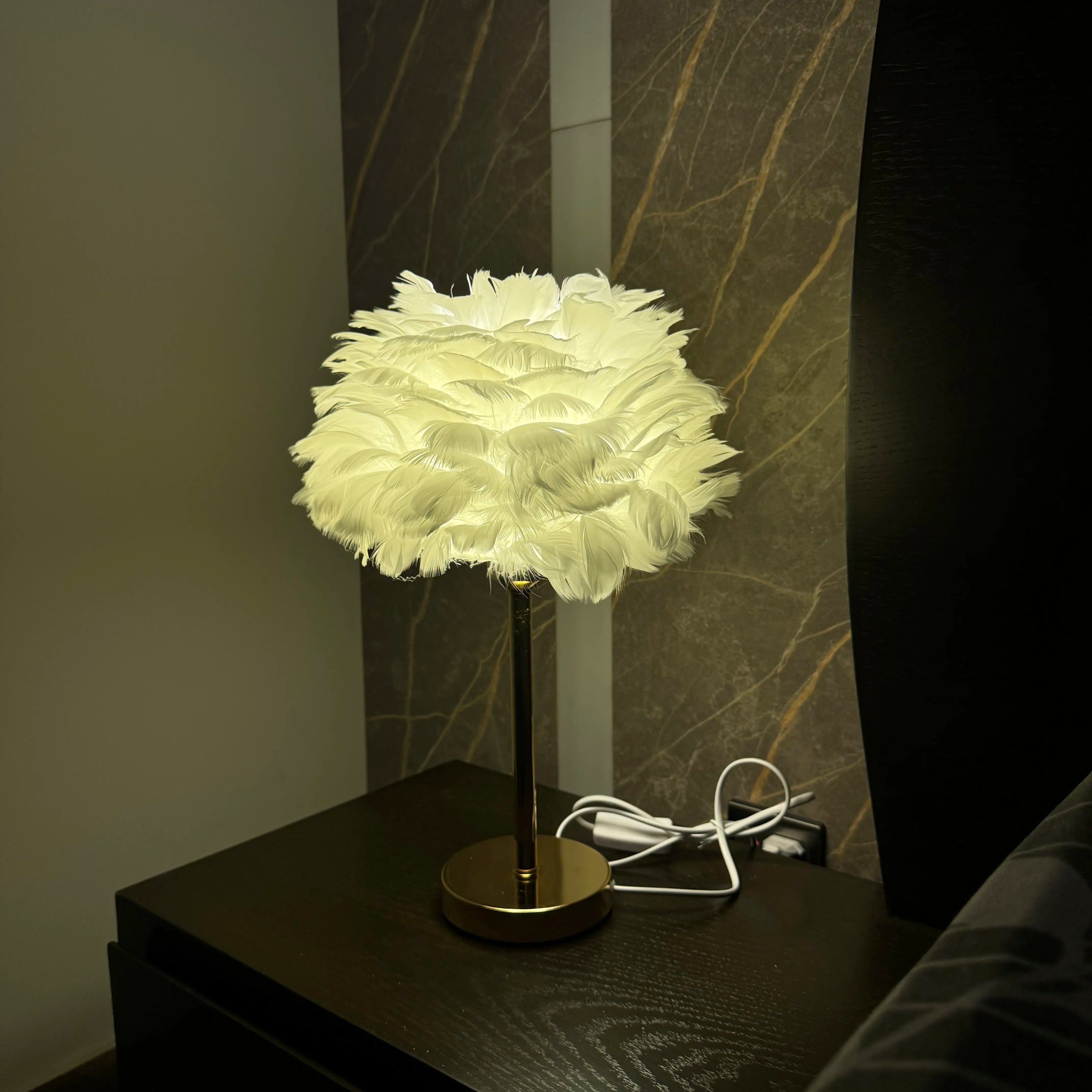 Modern Feather Table Lamp